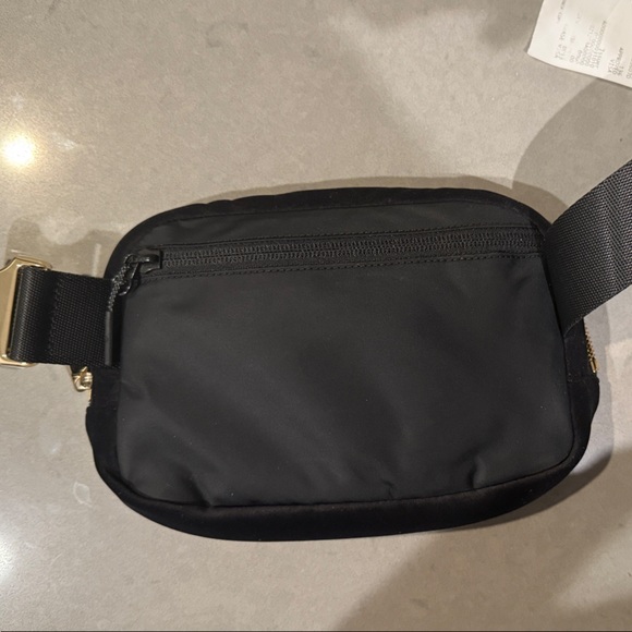Lululemon Belt Bag - Picture 7 of 7